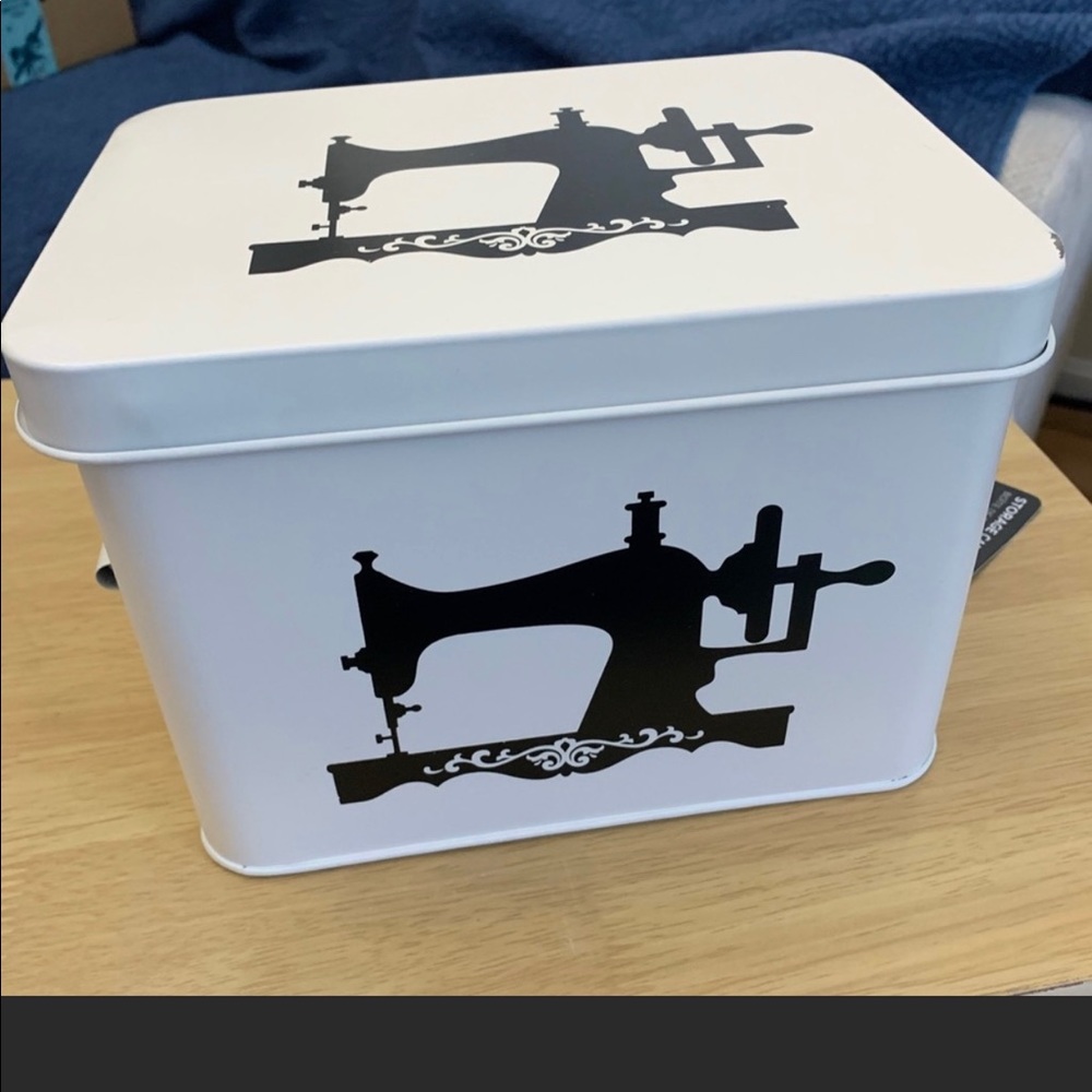 NWT Sewing Storage Caddy